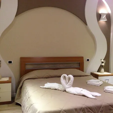 Le Tre Bi Oda ve Kahvaltı Bosa